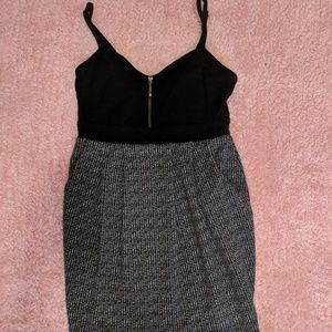 xxi/ tight black and grey midi dress